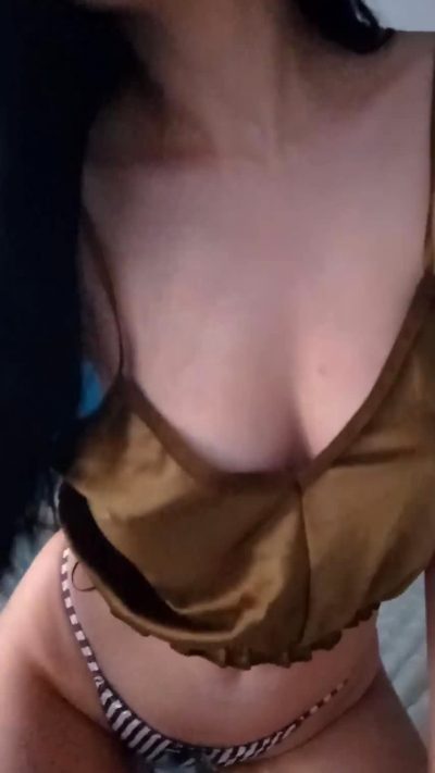 Any Fans Of Little Nipples And Areolas On Big Boobs?
