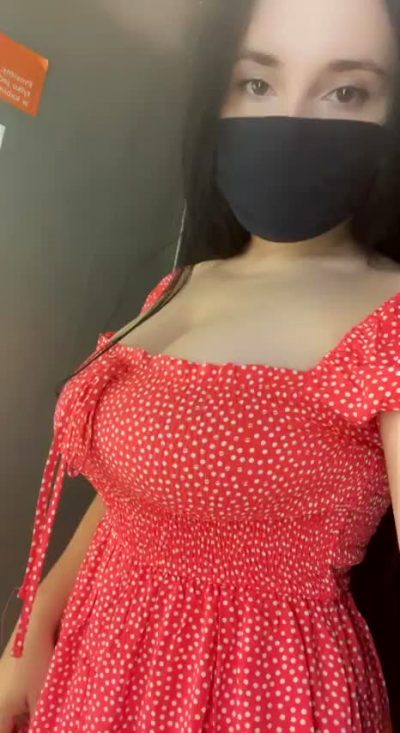 I Didn’t Buy This Dress But I Flashed My Tits In The Changing Room