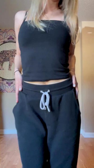 I Hope You Like Tiny Girls In Sweatpants .. It’s What I Wear When I Show Up To Fuck Xoxo