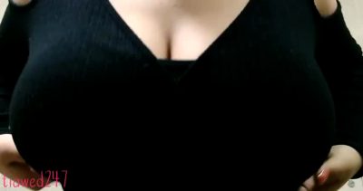 Just Hoping That The People Who Are On Right Now Stop Scrolling Or A Couple Seconds To Watch My Tits Drop :)